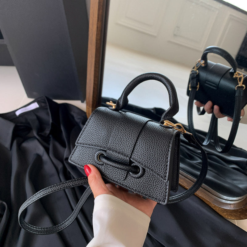 Chain Messenger Bag Mini Western Style Shoulder Handbag